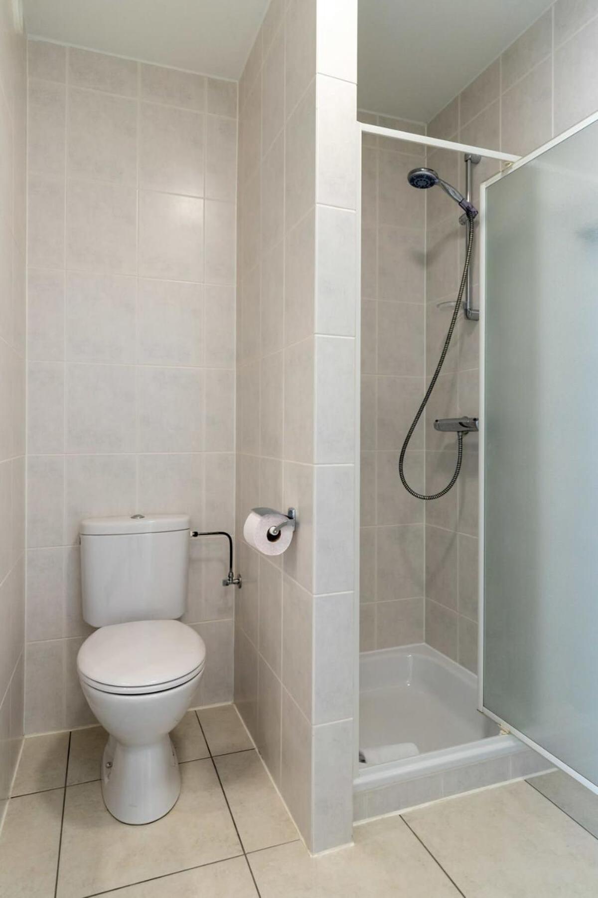 Appartement 'Blue Sea' - Studio In Ostend With Private Parking Extérieur photo
